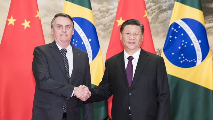 Xi Jinping reúne-se com presidente brasileiro, Jair Bolsonaro