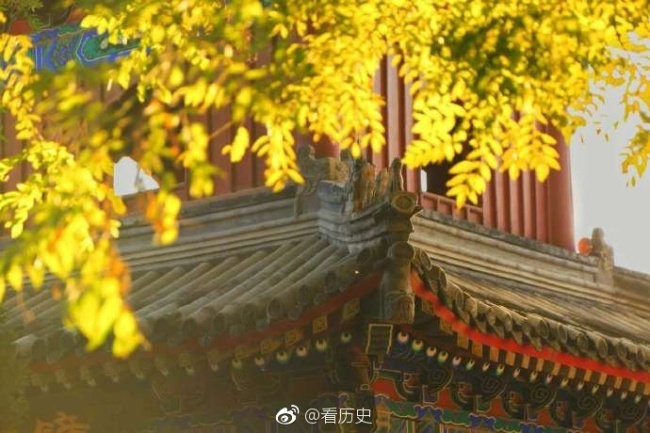 Даосский храм белых облаков (Байюньгуань) в Пекине