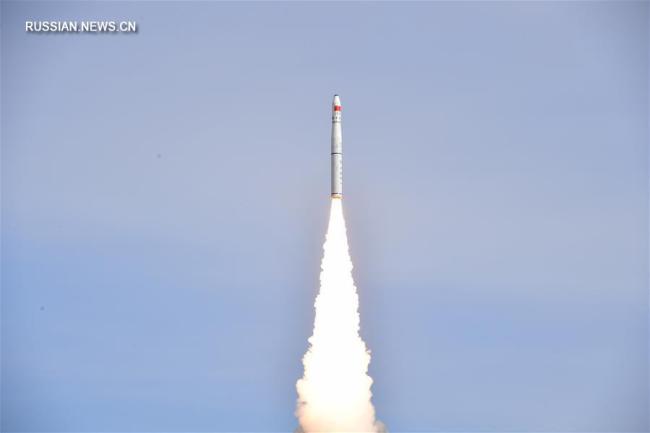 Китай осуществил успешный запуск двух спутников серии "Цзилинь-1" 