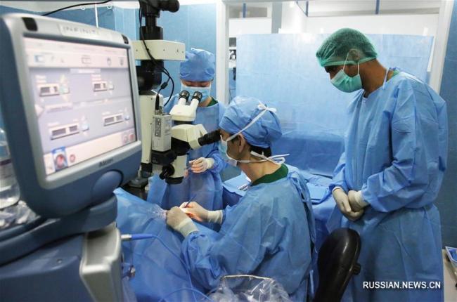 Благотворительная "Акция света" китайских офтальмологов в Пакистане завершилась, зрение вернулось к свыше 500 страдавшим от катаракты