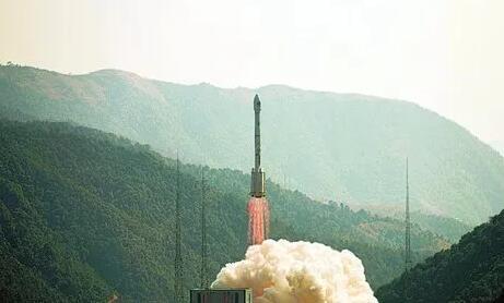 【主播来了】中国再发两颗北斗三号导航卫星 Китай запустил два навигационных спутника "Бэйдоу-3"