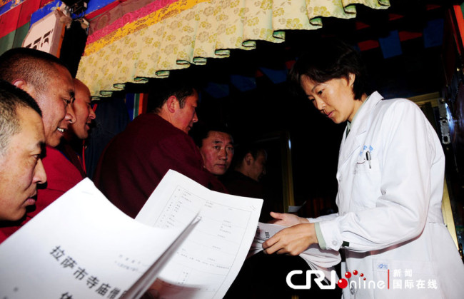Бесплатным медосмотром в Тибете воспользовались уже 3 млн раз