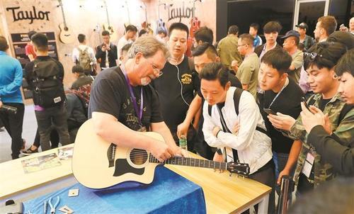 Китайский рынок музыкальных инструментов стремительно растет 