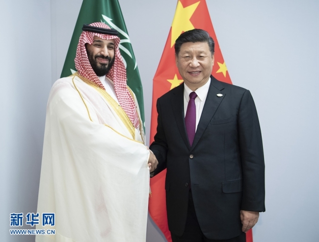 Си Цзиньпин провел встречу с наследным принцем Саудовской Аравии Мухаммедом бен Салманом