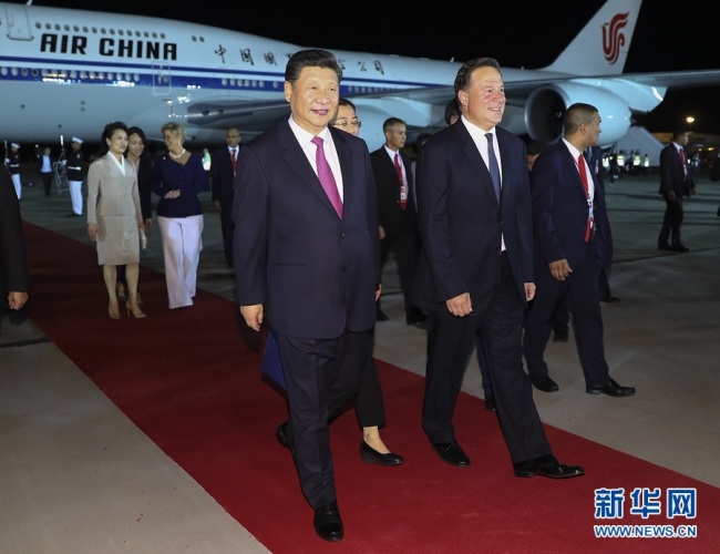 Председатель КНР Си Цзиньпин прибыл в Панаму с государственным визитом