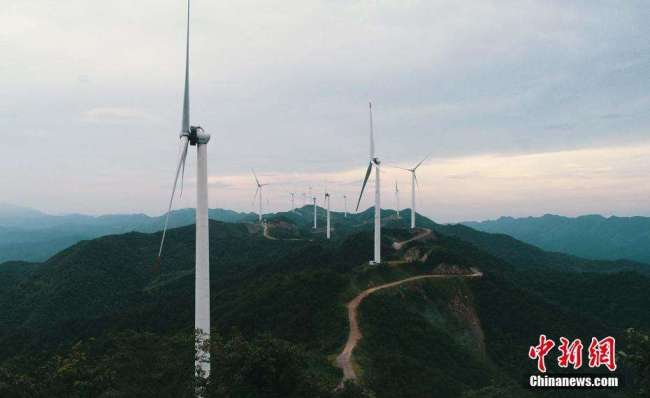 В 2018 году установленная мощность возобновляемой энергии в Китае достигла 728 млн кВт