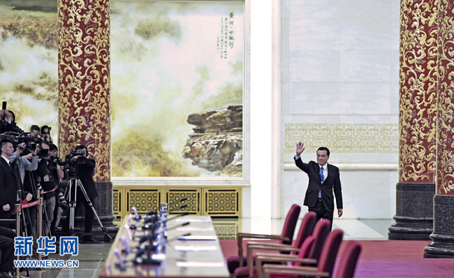 Ли Кэцян: Китай разработает новые правовые документы в соответствии с Законом об иностранных инвестициях
