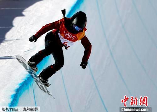  پیانگ چانگ سرمائی اولمپکس میں چینی کھلاڑی نے پہلا میڈل جیت لیا ۔