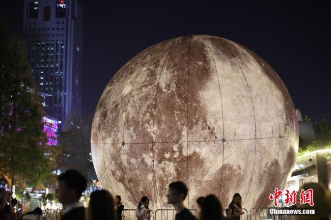 چین میں اہم روایتی تہوار "مڈ آوٹم" فیسٹیول منایا جا رہا ہے
