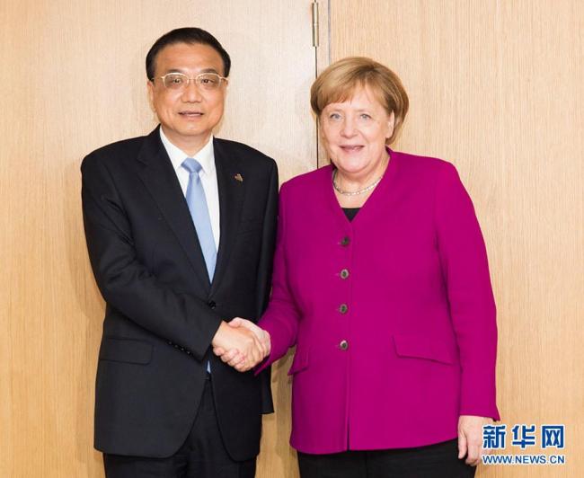 چینی وزیر اعظم لی کھہ چھیانگ کی جرمن چانسلر انجیلا مرکل سے ملاقات