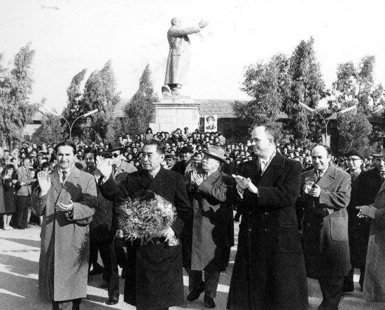 kryeministri kinez Zhou Enlai vizitoi Shqipërinë në vitin 1964