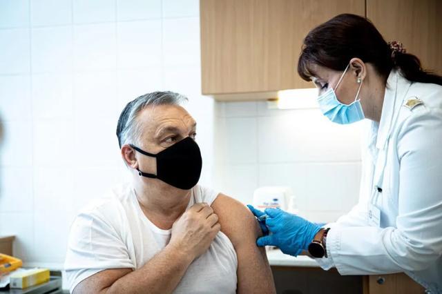 Kryeministri i Hungarisë Orban Viktor është vaksinuar me me vaksinën kineze Sinopharm