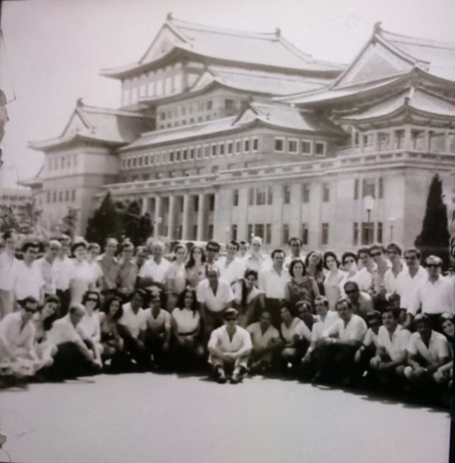 Ansambli i Kengeve dhe Valleve popullore ne Kine viti 1973