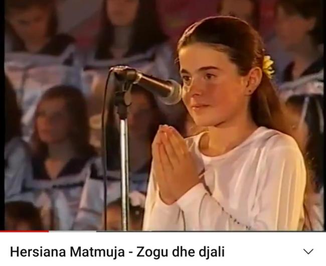 Hersiana Matmuja fest femijeve shkoder 2002