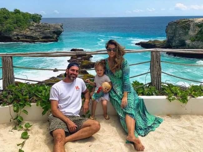 Jon Tarifa me familjen në Bali (Instagram)