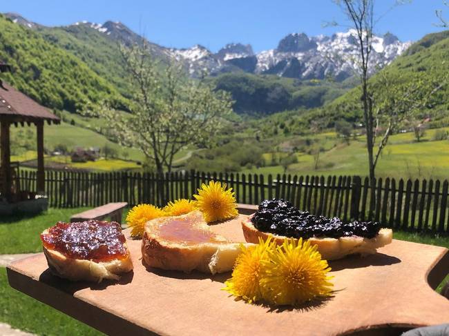 Ne cdo stine - Foto Facebook nga Hotel Alpin Lepushe