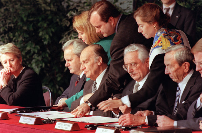 Nënshkrimi i Marrëveshjes së Dejtonit,1995(VCG)