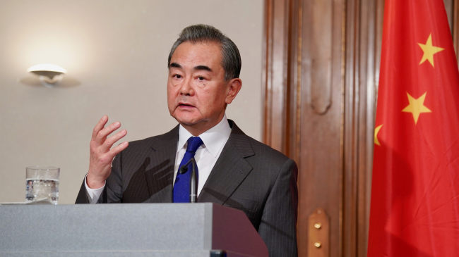 Anëtari i Këshillit të Shtetit dhe ministri i Jashtëm kinez, Wang Yi