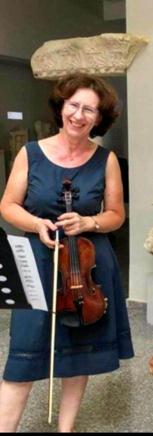 Nevila Kalaja Herczegh -violiniste- pedagoge (Foto personale)