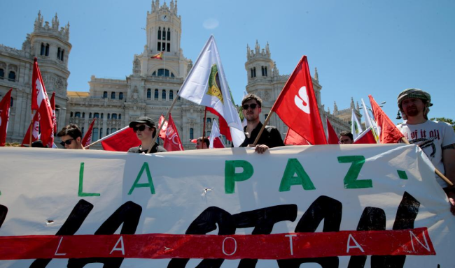 Protestat ne Madrid kunder Nato-s (Foto Xinhua)
