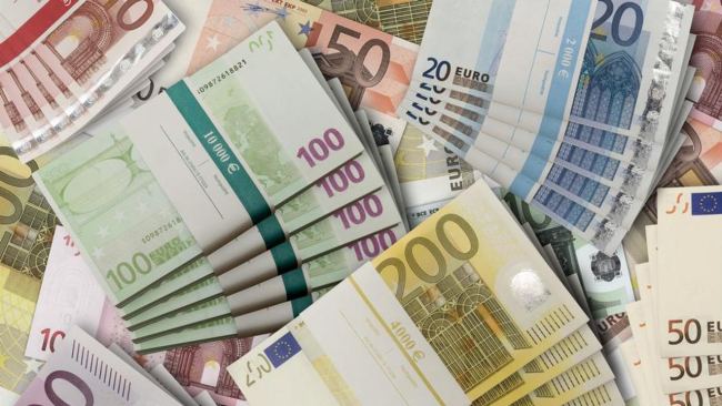 Euro (Foto monitor.al)