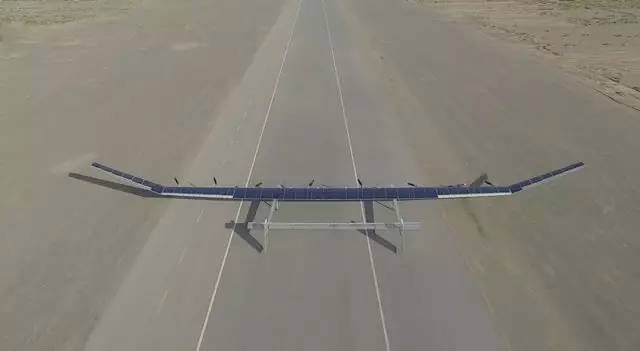 Mjeti ajror pa pilot "Ylberi", me një gjatësi krahësh prej 45 metrash, është i mbuluar me panele diellore. /Grupi Mediatik i Kinës