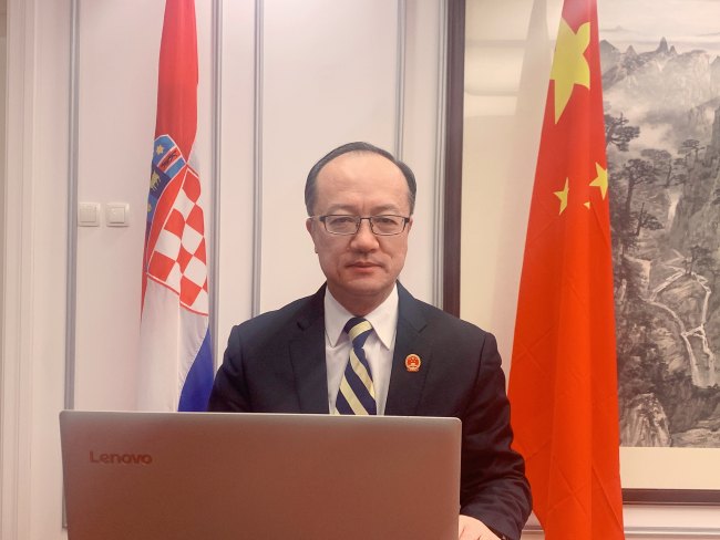 Qi Qianjin, kineski veleposlanik u Hrvatskoj