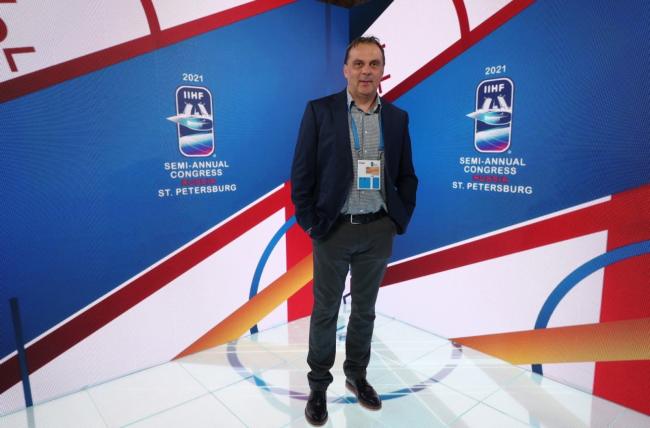 Adnan Mrkva je generalni menadžer reprezentativnih selekcija Hokejaškog saveza Bosne i Hercegovine