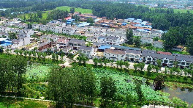 La vilaĝo Dazhong de urbo Suqian de la provinco Jiangsu