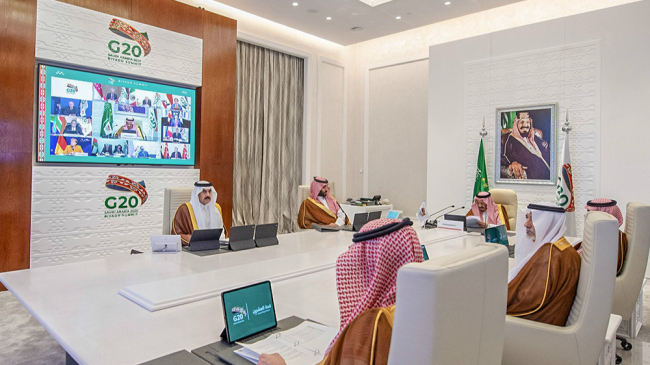 König Salman von Saudi-Arabien bei der Leitung der ersten Phase des 15. Gipfels der G20-Staats- und Regierungschefs