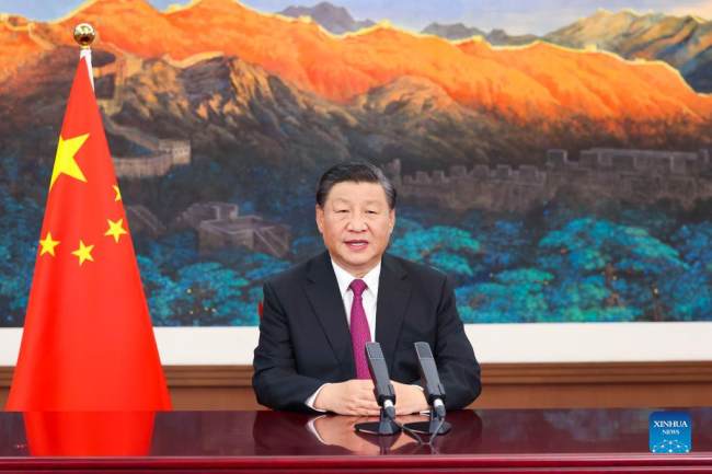 Ο Κινέζος Πρόεδρος Σι Τζινπίνγκ ενώ απευθύνεται στη Σύνοδο Κορυφής για το Παγκόσμιο Εμπόριο Υπηρεσιών της Διεθνούς Έκθεσης της Κίνας για το Εμπόριο Υπηρεσιών 2021 μέσω βίντεο, στις 2 Σεπτεμβρίου 2021. (φωτογραφία / Xinhua)