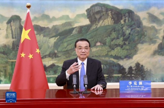 Στις 16 Σεπτεμβρίου, ο πρωθυπουργός της Κίνας Λι Κετσιάνγκ παρέδωσε ομιλία μέσω βίντεο στην τελετή έναρξης του «2021 Έτους Πολιτισμού και Τουρισμού Κίνας-Ελλάδας» από το Πεκίνο. (Φωτογραφία / Xinhua)