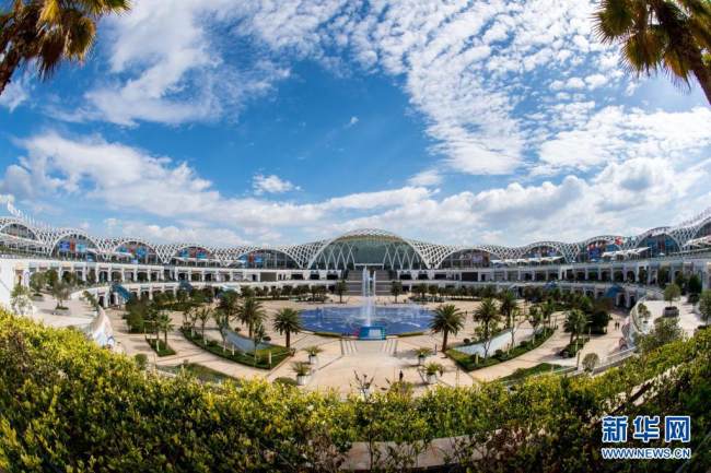 Kunming Dianchi Nemzetközi Kiállítási Központ, ahol a COP15 konferenciát rendezik<br>Forrás: Xinhua Hírügynökség