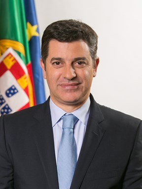 Entrevista com Ministro da Economia de Portugal, Manuel Caldeira Cabral