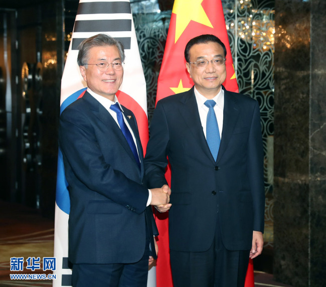 Primeiro-ministro chinês se reúne com presidente da Coreia do Sul