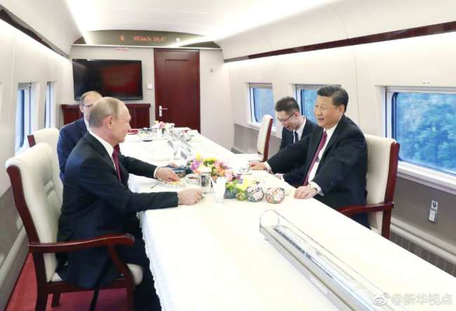China e Rússia impulsionam relações para um nível mais alto