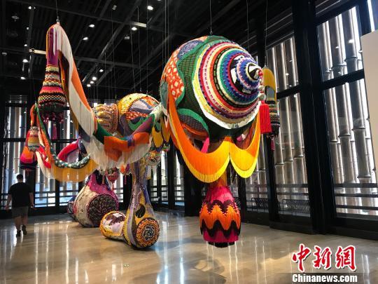 Exposição de arte contemporânea China-Portugal é aberta em Shanghai