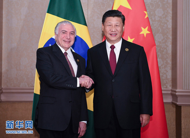 Xi Jinping se reúne com seu colega brasileiro