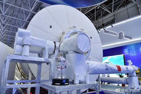 Cabine núcleo da Estação Espacial da China estreia em show aéreo de Zhuhai
