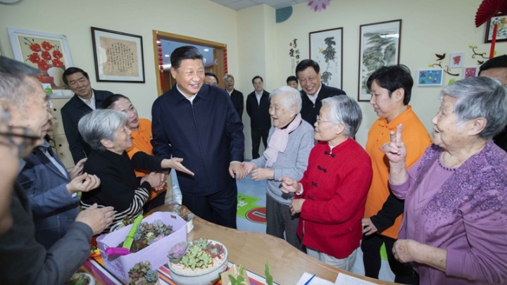 Xi Jinping atento aos idosos