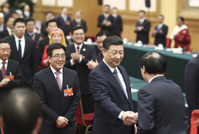 Xi Jinping participa das deliberações dos representantes da província de Gansu