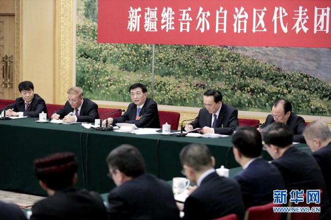 Líderes chineses participam de deliberação junto com representantes da APN