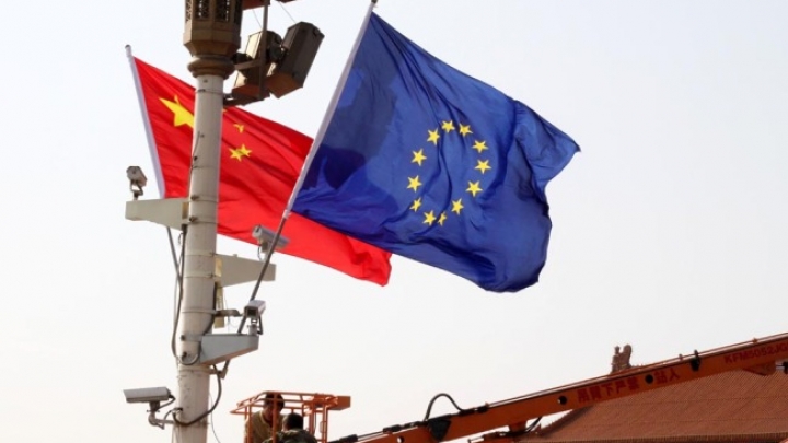 Visita de Li Keqiang demonstra importância da Europa para diplomacia chinesa