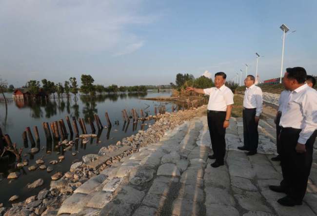 Xi Jinping își continuă vizita în provincia Anhui