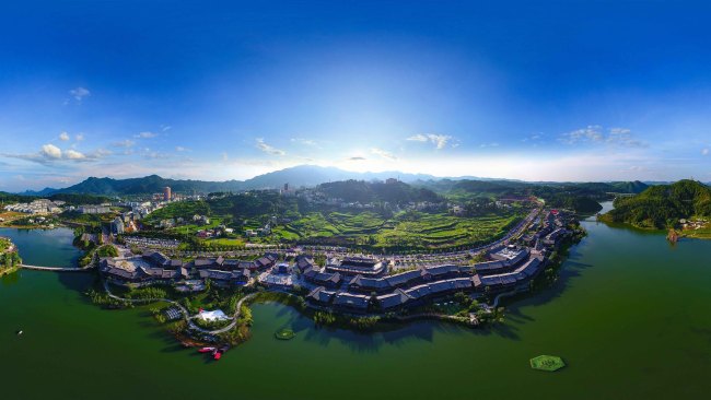 Dezvoltarea rețelelor turistice montane din Guizhou