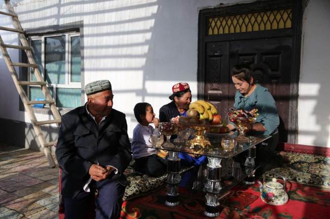Satul Guza din Xinjiang, pe drumul bunăstării