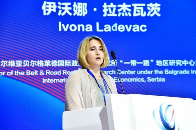 Ivona Lađevac_fororder_Ivona