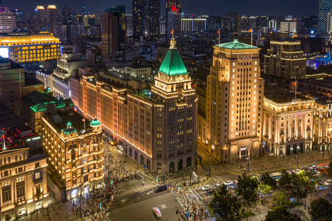 Koji hotel je simbol Šangaja? Ovo je legendarni Hotel mira!