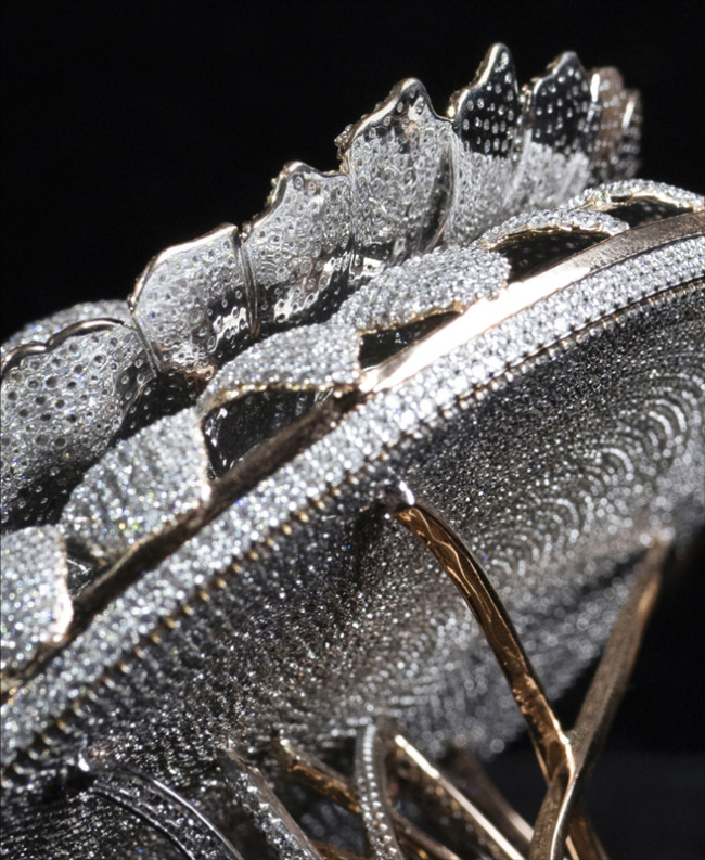 Prsten sa 12.638 dijamanata oborio svetski rekord