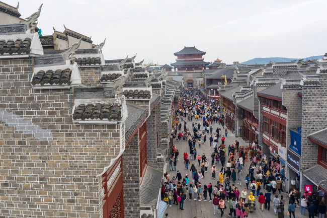 Veliki rast broja turista širom Kine tokom praznika Ćingming